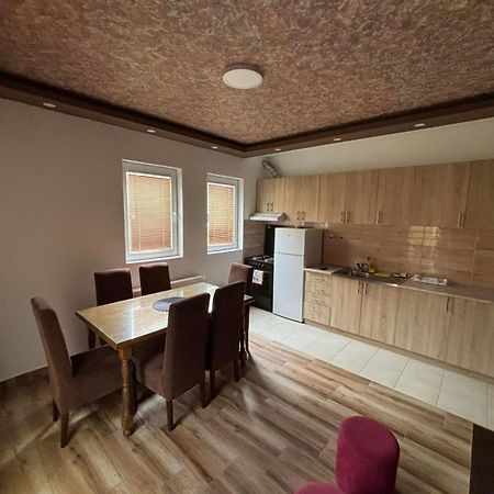 Dp Lux Apartman Obrenovac 외부 사진